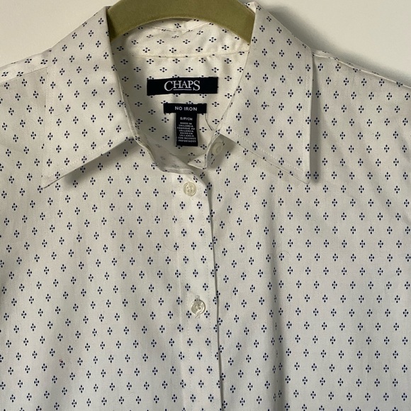 Women’s button down dress shirt - Picture 2 of 3